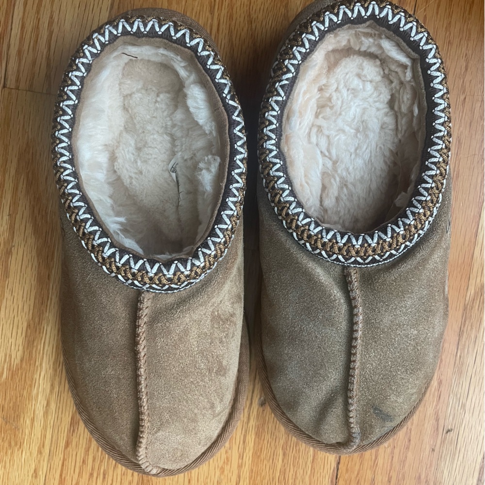 UGG Tan Tasman Plush Lining Shoes - Picture 3 of 9